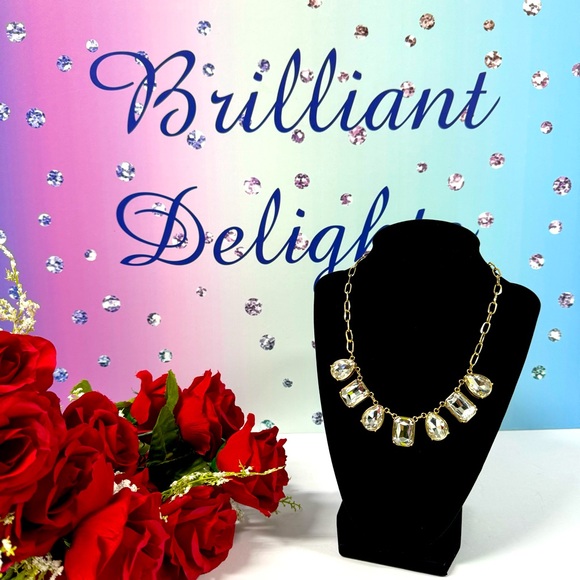 💎SALE BEAUTIFUL 7 CRYSTAL NECKLACE - Picture 1 of 6